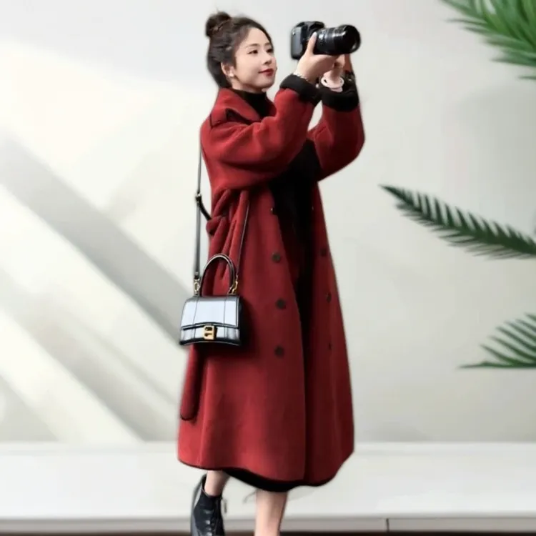 2025冬季新款夹克女式中长款韩式松感加厚赫本风格酒红色休闲大衣