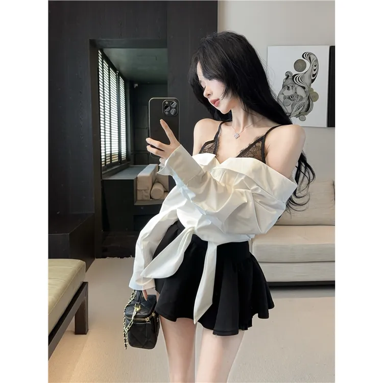 假两件蕾丝拼接衬衫女秋季辣妹一字肩上衣巨好看的设计感绝美衬衣