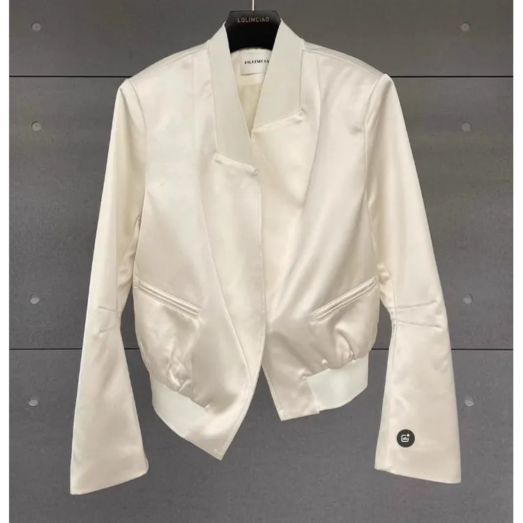 【HW568】2025春季新款女名媛百搭气质小众设计修身显瘦时髦短外套