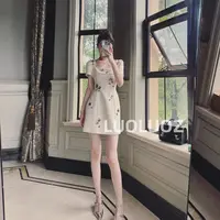 【现货】LUOLUOZ【月光私语】法式设计感钉花收腰短款连衣裙JF190