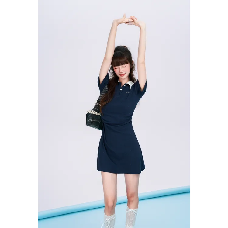 DUBZZY【美少女】设计感小众修身polo领手工钉珠连衣裙女L202S25Z