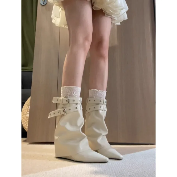 自留款~法式温柔气质皮带扣裤管靴女辣妹气质尖头坡跟直筒骑士靴