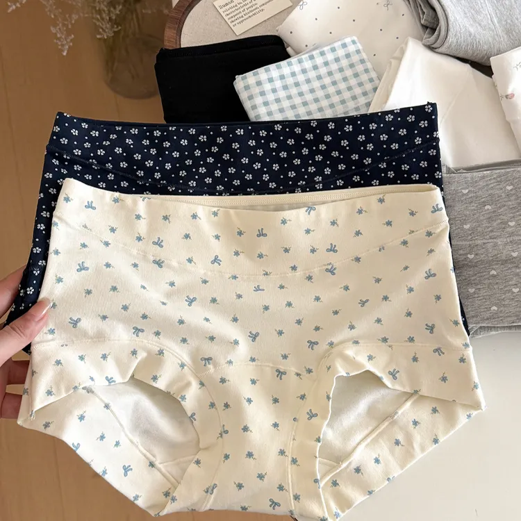 平角女士内裤女生款纯棉女式四角2025新款10A抑菌加长裆碎花短裤
