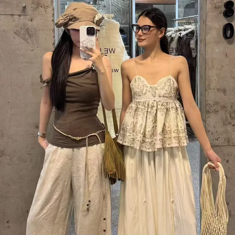 法式提花刺绣蝴蝶裙摆蕾丝吊带背心女2025夏季度假风辣妹无袖上衣