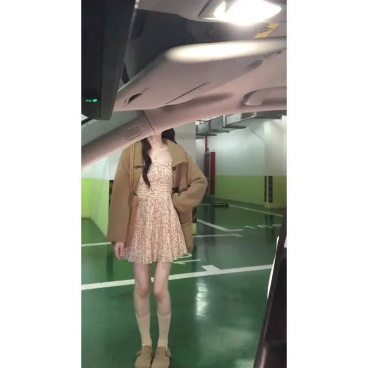 MARIE.COCO早秋纯欲奶杏色针织开衫女气质温柔米色中长款毛衣外套