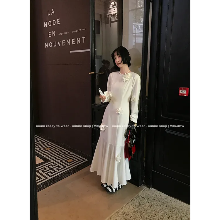 【Mona张绮贤】MONA 优雅气质花朵设计连衣裙 O125Q02843