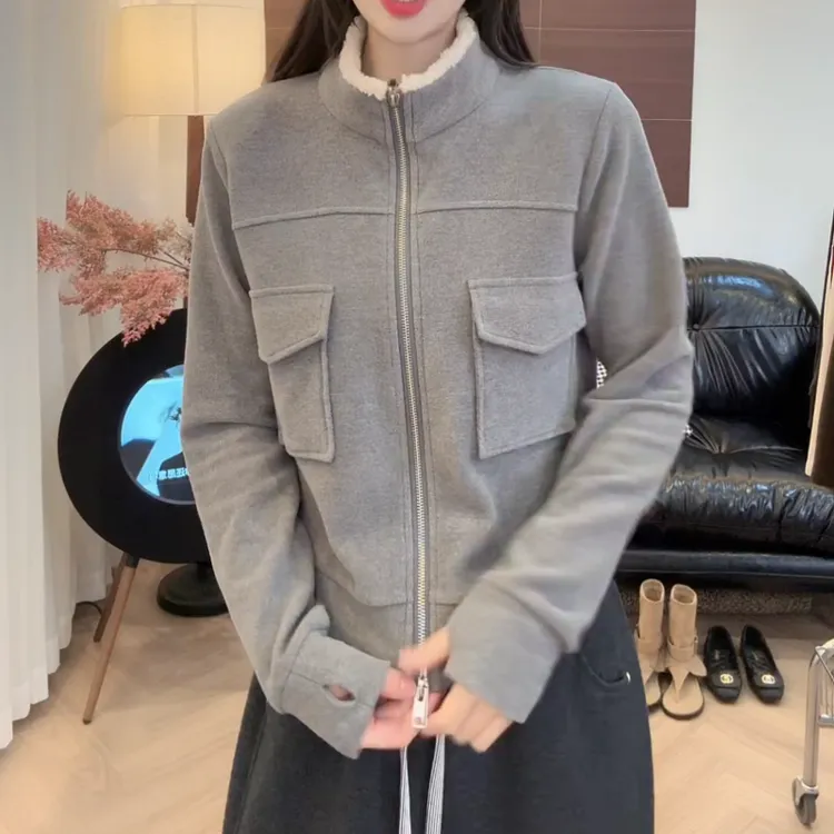 秋冬季休闲时尚设计感百搭保暖颗翻领轻奢外套上衣女LK2508530