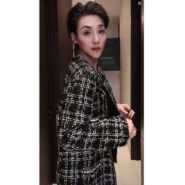 MNFK 进口面料 小香外套 WT0876