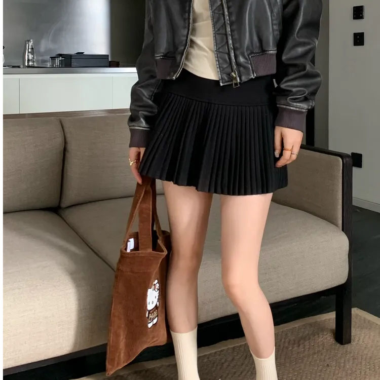 大码纯欲风毛呢半身裙女春秋学院风高腰显瘦a字裙子性感百褶短裙