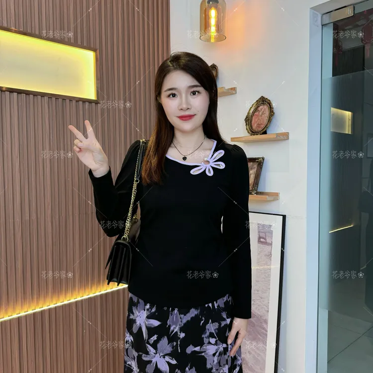 【仅上衣】花老爷微胖新款大码女装T恤设计感镂空上衣HLY3537