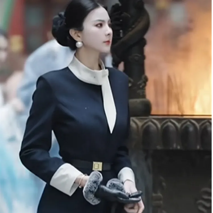 魏元高定/法式高定设计师纯色轻奢大衣-1106