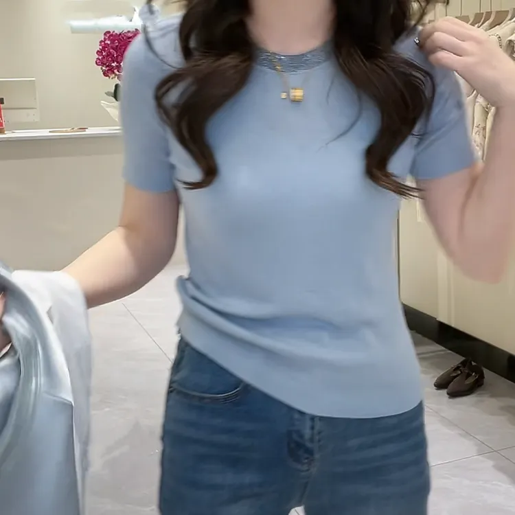 烫钻针织上衣女025新款春夏质时尚休闲显瘦设计感撞色珠珠亮闪t恤