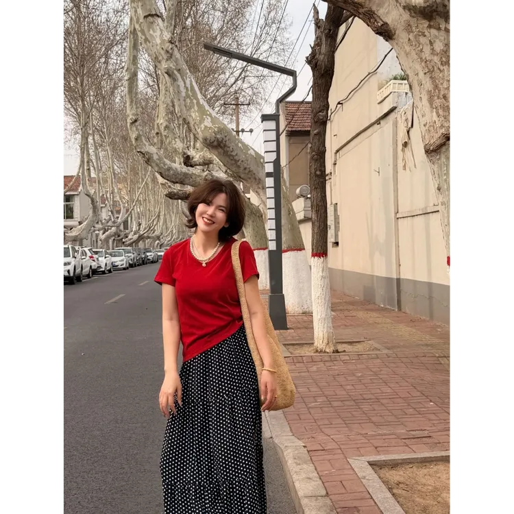 木子静-「春天里的一抹彩」2026年的第一条棉绸半裙