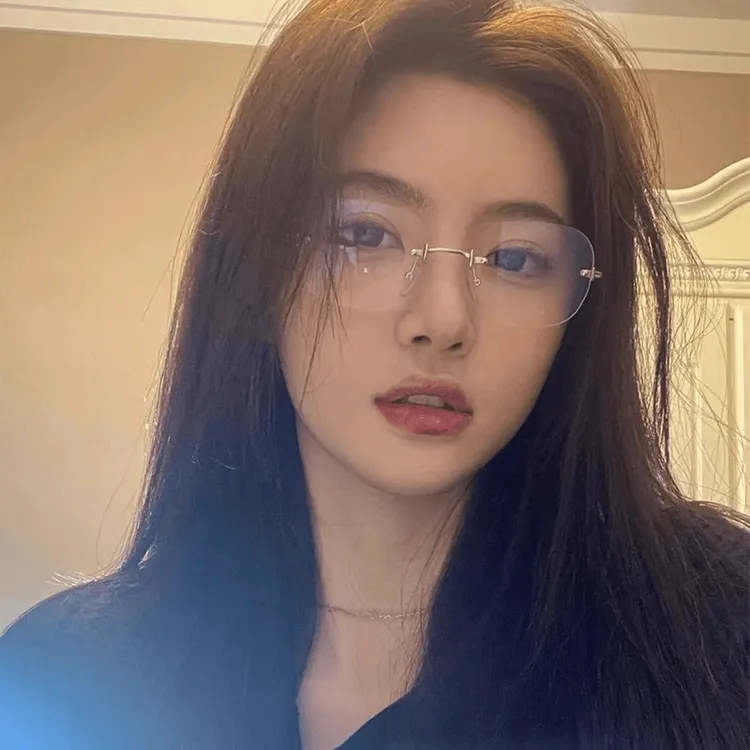 许妍赵露思同款无框平光眼镜女高智感Y2K可配度数近视眼镜框银色