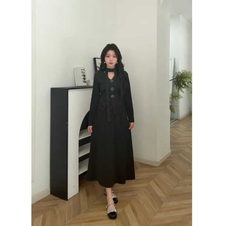 IEF/爱依服2025新款秋季气质慵懒风通勤显瘦上下套裙