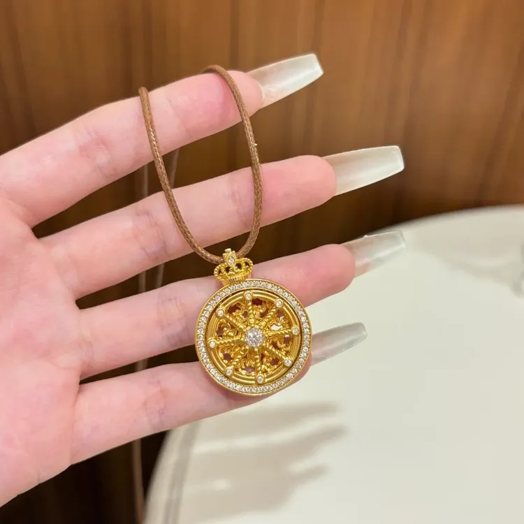 足金999旋转幸运马车黄金吊坠转动圆盘罗盘挂坠水贝按克生日送礼