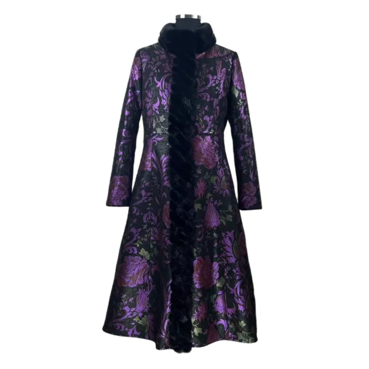 艾尼菲雨冬季新款绵羊皮印花长款高奢皮风衣外套女装时尚气质款