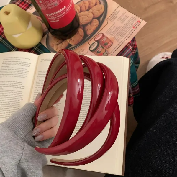 复古早春红色pu皮质发箍网红高颅顶压发头箍洗脸防滑发捆显白发饰