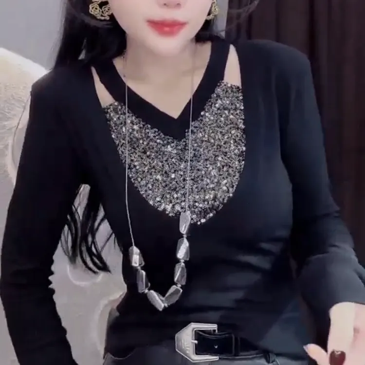 秋冬新款洋气镂空拼接收腰修身显瘦新款时尚洋气百搭女装T恤打底