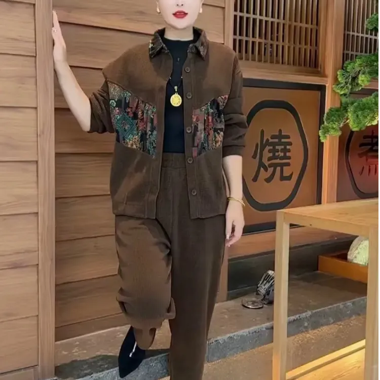 纯色拼接款中年女士印花纽扣两件套春秋季新款polo领口袋薄款套装