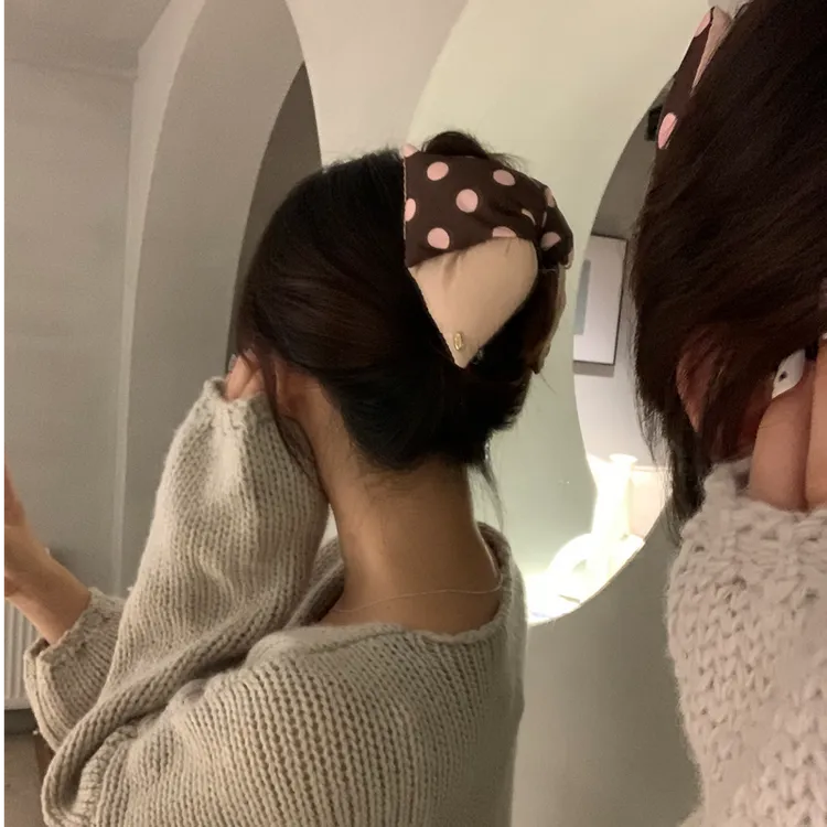 2025新款法式三角抓夹甜美百搭后脑盘发鲨鱼夹超仙少女马尾抓夹