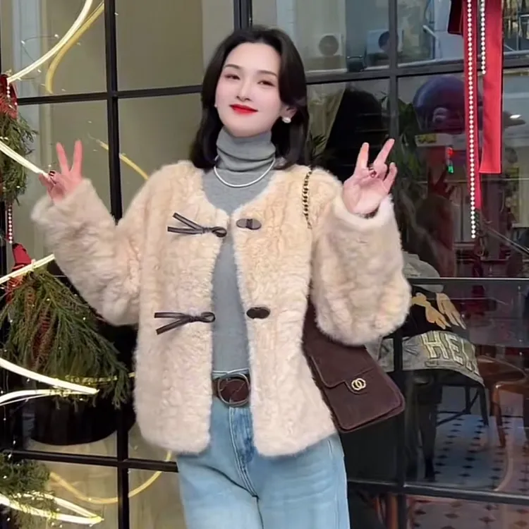 短款小香风设计感毛毛短外套女装2025冬季韩系时尚洋气保暖上衣