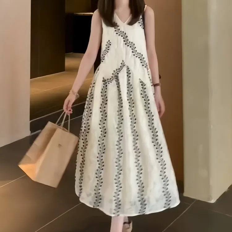 秋季勾枝花法式气质风套头无袖长裙连衣裙印花白搭款女士碎花女装