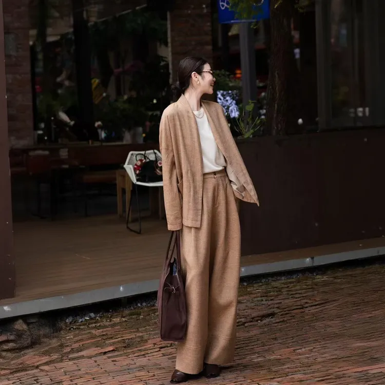 休闲简约慵懒风套装意式时尚通勤百搭款式驼色开衫上衣长裤两件套