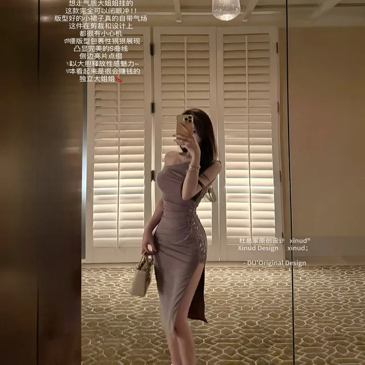 网红款A市女主角*原创宴会收腰亮片斜肩开叉包臀气质长款连衣裙