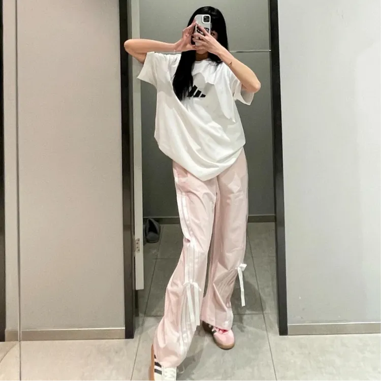阿迪达斯女裤25春新款斜条纹凉感高腰运动休闲辣妹香蕉裤JY7667