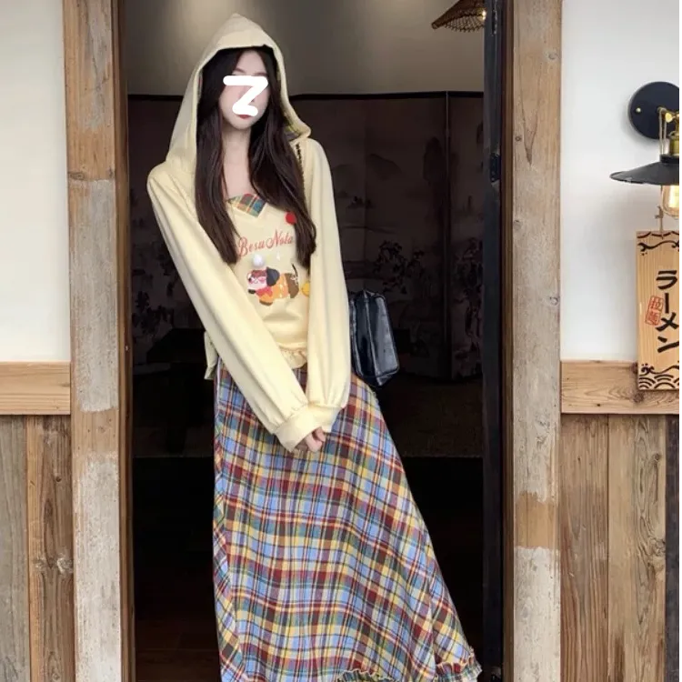 【源头厂家】甜美风女连帽长袖新款格纹半身裙显瘦大码女装套装