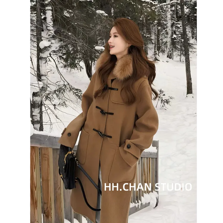 HH.CHAN“温柔牛角”100绵羊毛狐狸毛领学院牛角扣双面呢HH55R41636