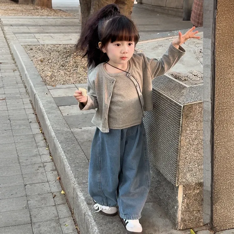 女童套装2025新款洋气儿童长袖开衫背心牛仔裤女宝宝两件套春秋韩