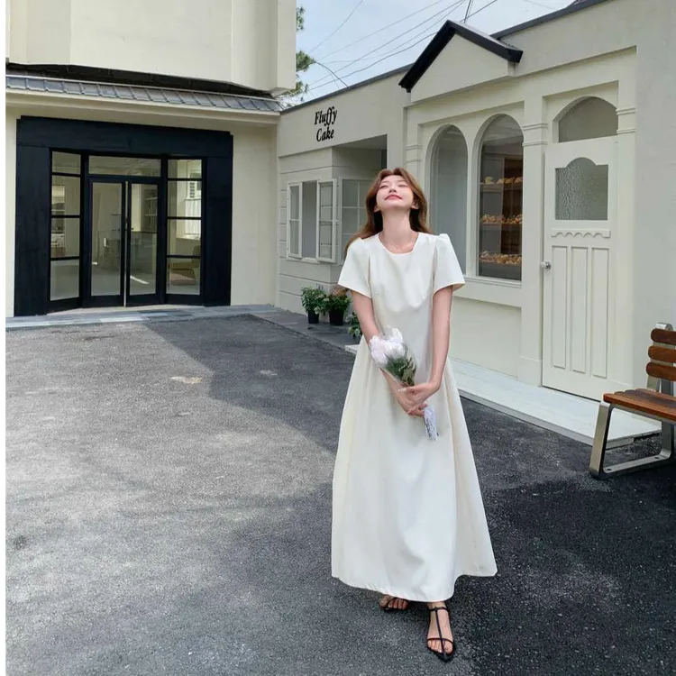 白色连衣裙子女夏季2025新款茶歇法式气质高级感收腰显瘦礼服长裙
