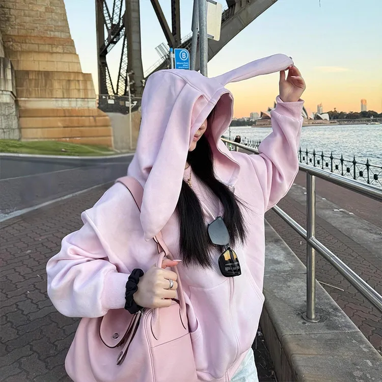 粉色甜妹可爱兔耳朵连帽卫衣女秋冬新款甜美可爱松弛感慵懒风外套