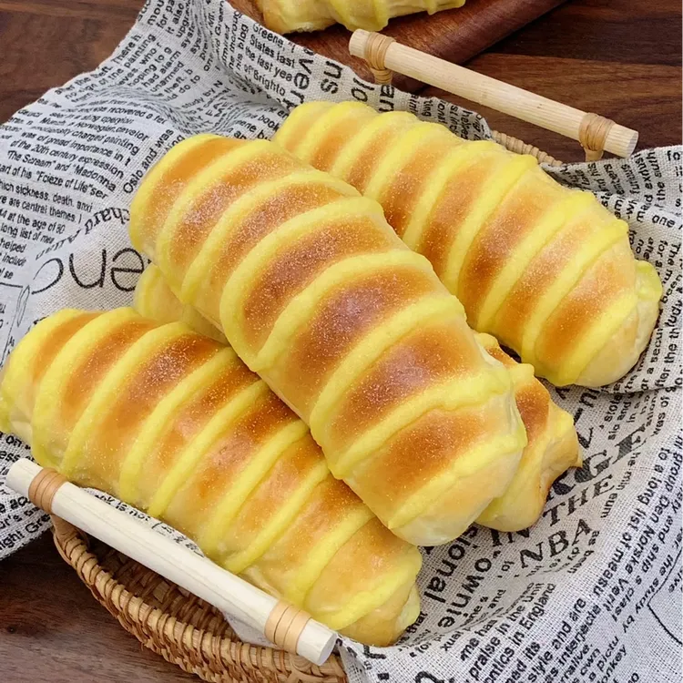 毛毛虫夹心奶油面包新鲜日期现做现发早餐代餐怀旧奶油宿舍小零食