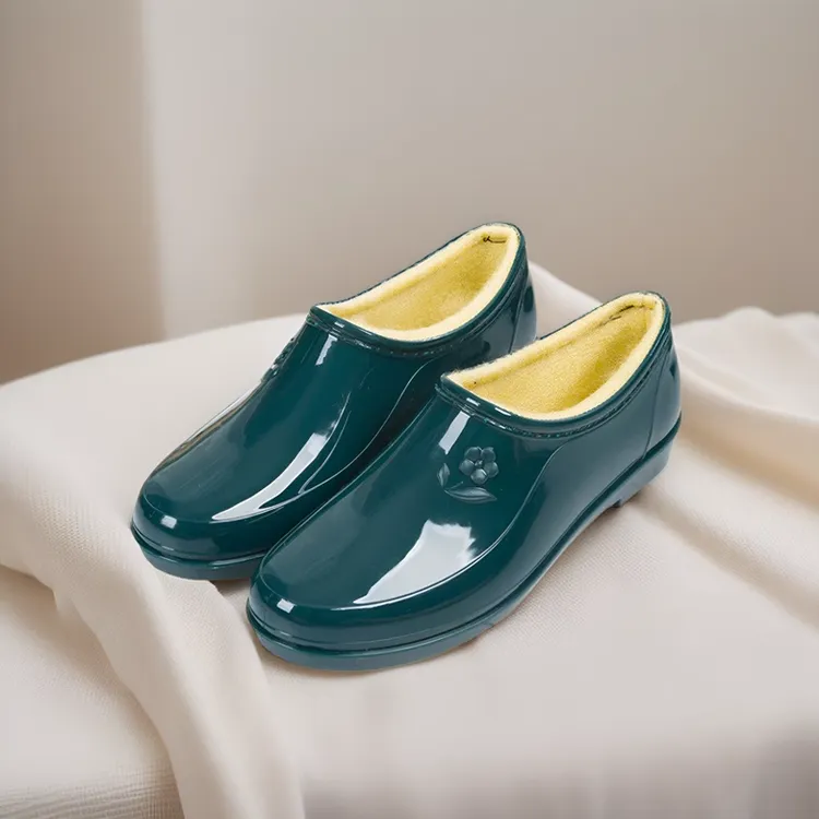 春秋短筒女士雨鞋雨靴防滑低筒元宝厨房低筒水鞋加棉洗车工作胶鞋