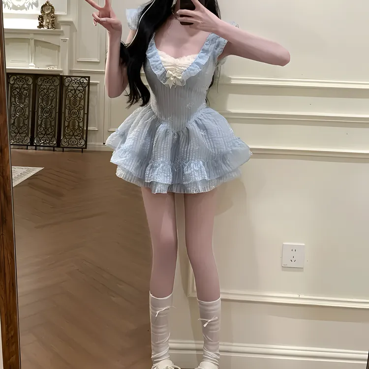 春日限定 甜美约会设计感连衣裙2025春夏新款蛋糕裙打底裤两件套
