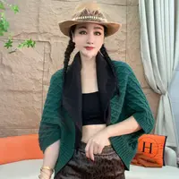 9050【凡家衣橱】蝙蝠袖针织开衫秋季新款时尚短款上衣洋气披肩外套