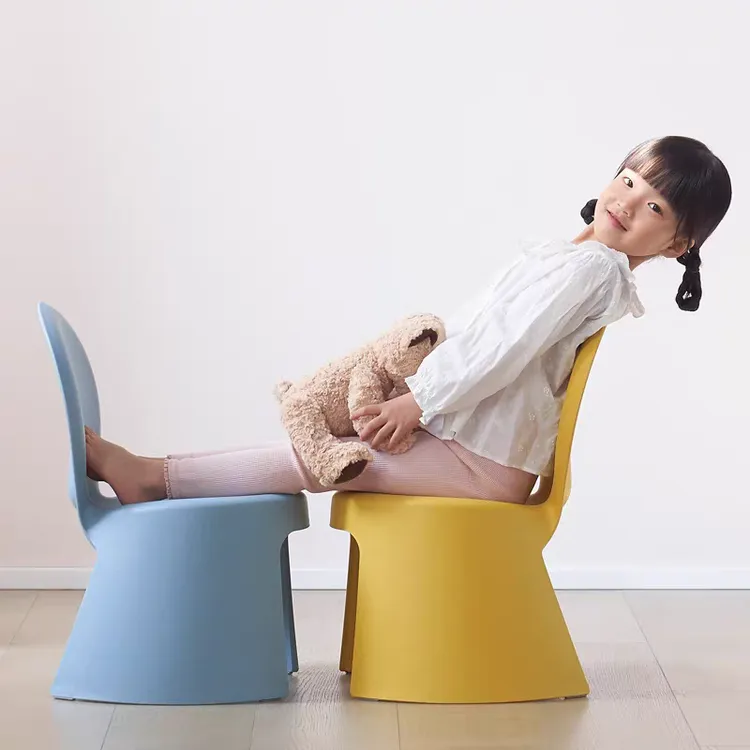 禧天龙塑料凳子家用加厚客厅卧室幼儿园儿童换鞋创意防滑小靠背椅