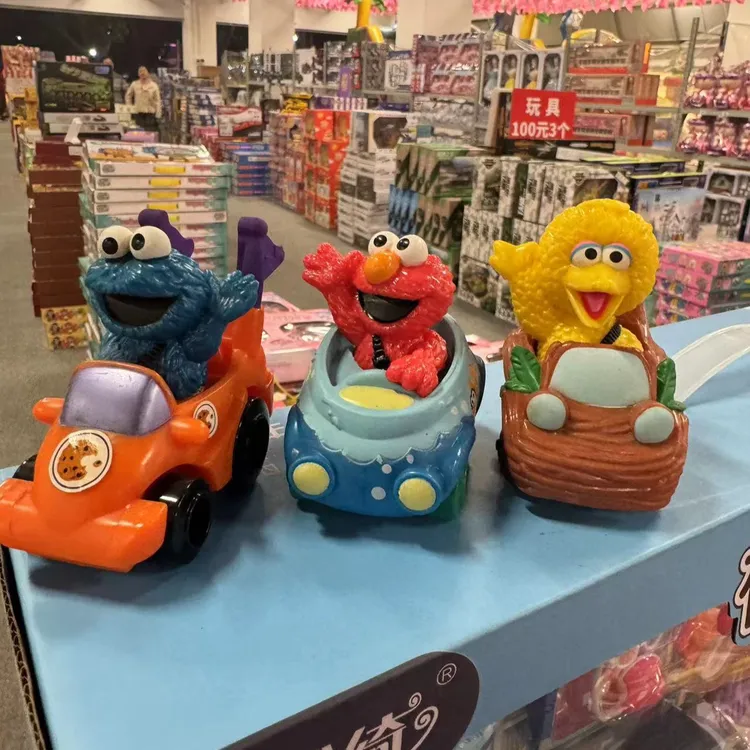 芝麻街动画卡通人物公仔滑行塑胶小车玩具礼物随机颜色一个