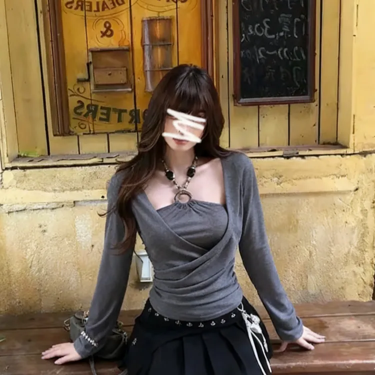 2025夏季法式辣妹假两件珍珠挂壁恤短袖收腰修身显瘦百搭女上衣潮