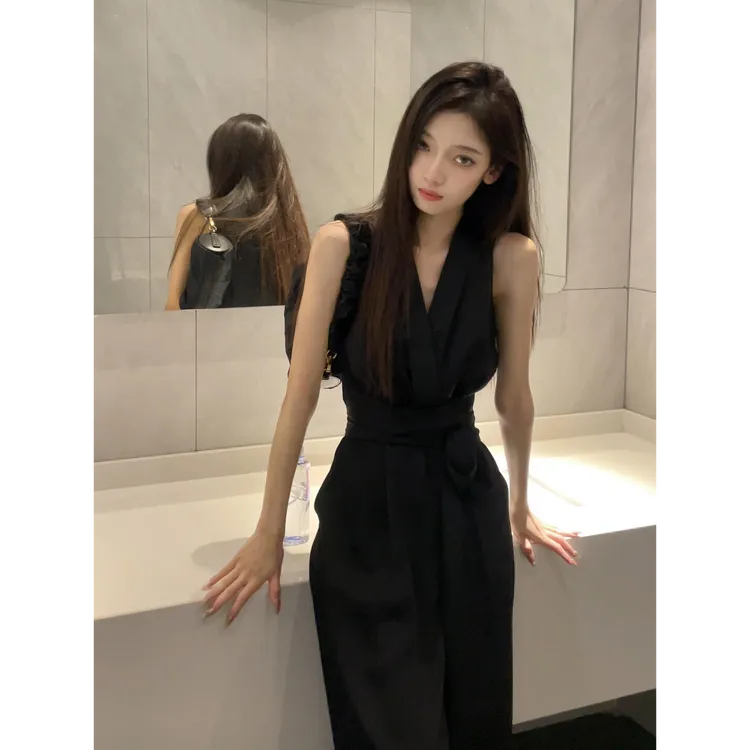 2025法式轻熟风不规则绑带V领无袖背心上衣搭高腰阔腿长裤套装女