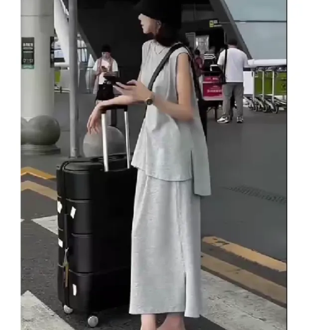 2025春季新款时尚女装网红气质爆款百搭洋气套装两件套仙2