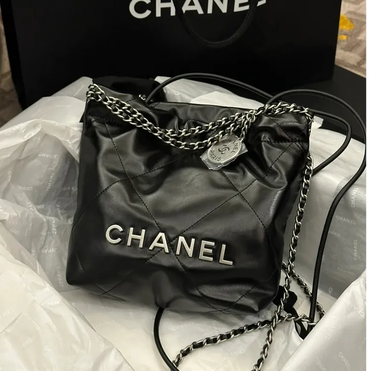 99新 Chanel/香奈儿 小花Jerry活动22Bag 托特包 Mini 芯片开 
