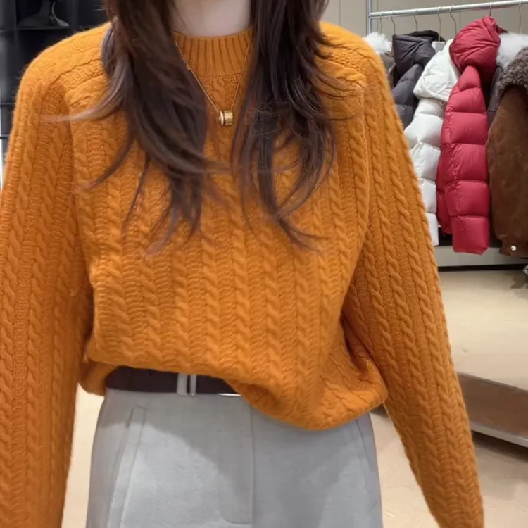 韩系绞花纹理毛衣秋冬纯色圆领保暖上衣冬款针织衫LK2509209