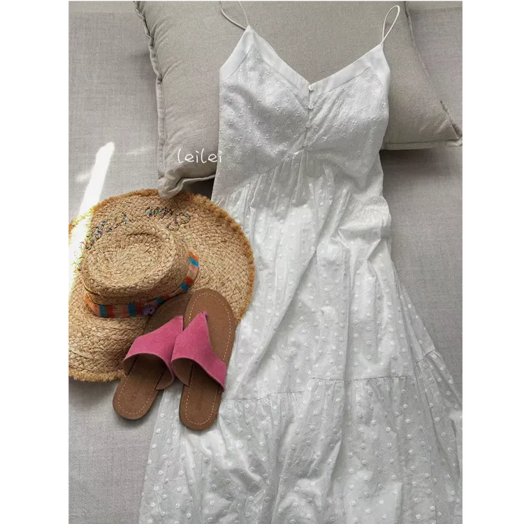 晶咕【淡人仙女裙】重工刺绣镂空细肩带V领高腰A字长裙