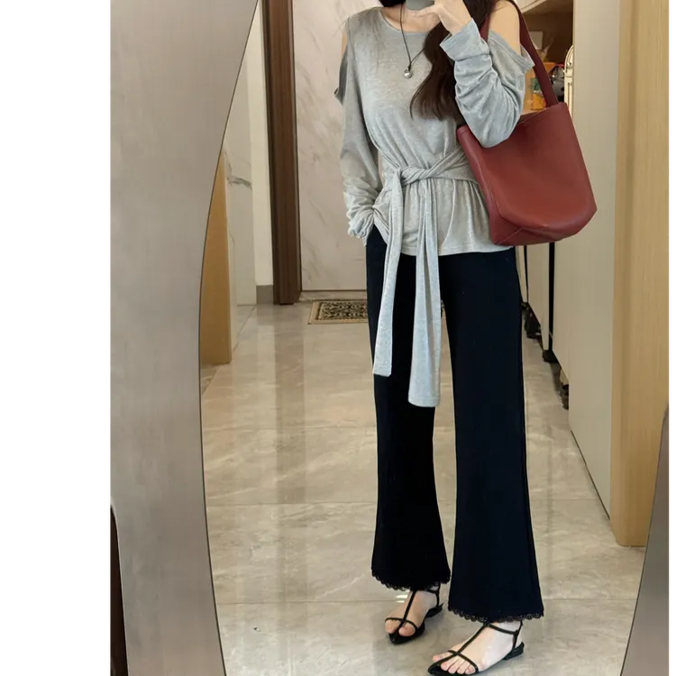 YPP!【高阶腿精】超火蕾丝拼接微喇九分小黑裤 显高显瘦显腿长