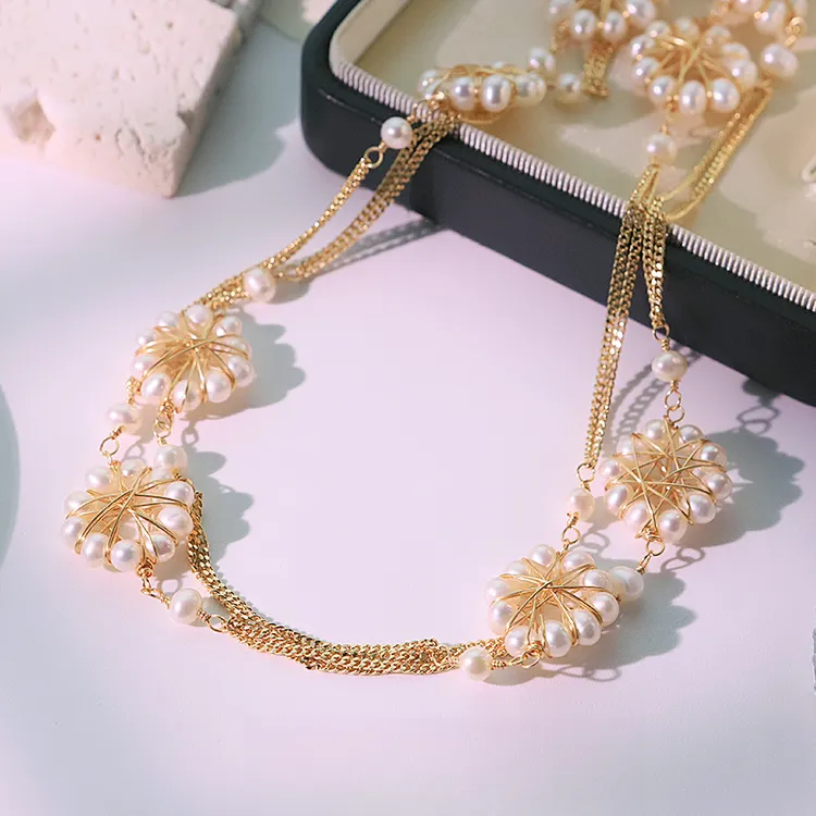 原创天然珍珠编制花朵毛衣链女手工轻奢项链高级感时尚百搭脖颈链