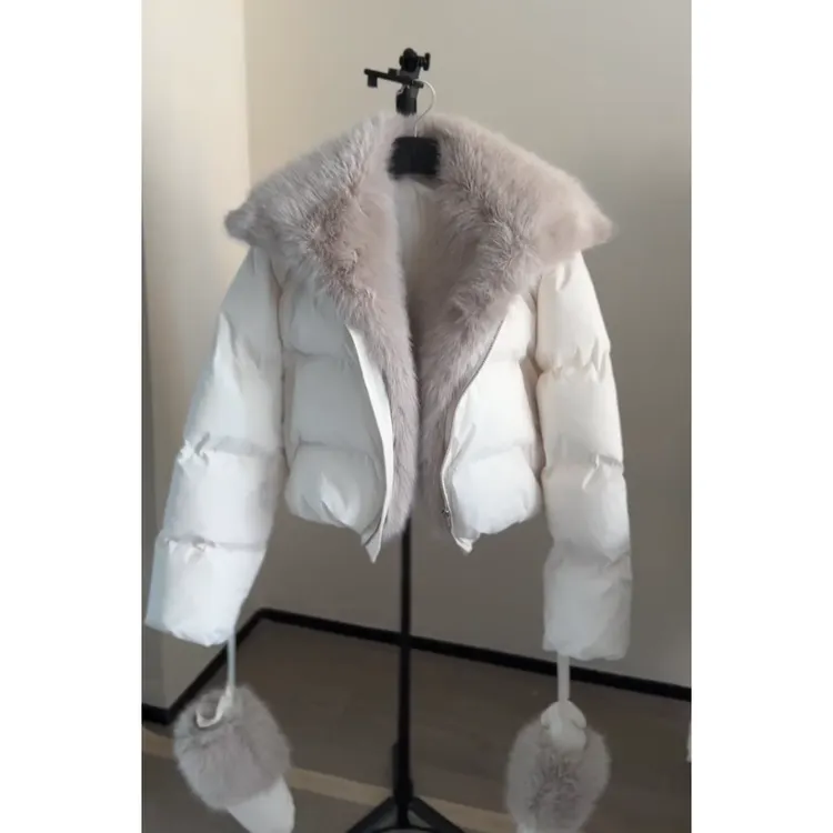 保暖加厚高级感大毛翻领棉袄潮2025冬季百搭短款长袖面包服外套女